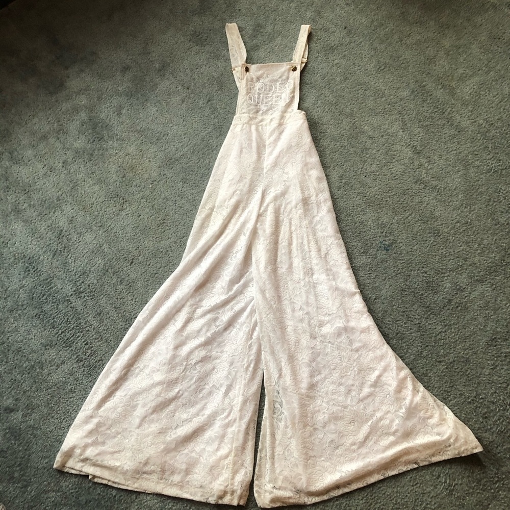 Wildfox RODEO QUEEN Dungaroos! Size small.